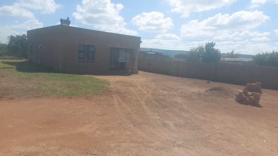 2 Bedroom Property for Sale in Kgabalatsane North West